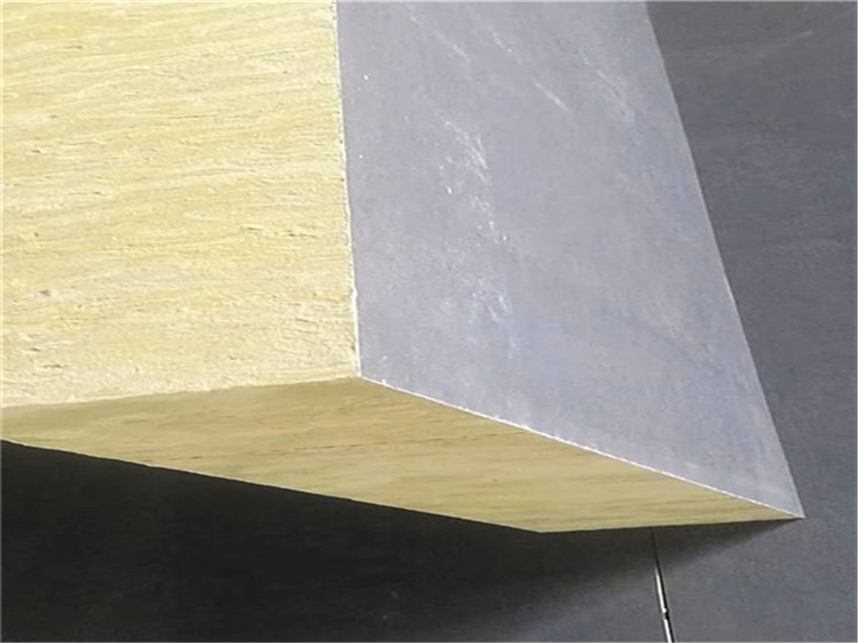 砂漿紙巖棉聚氨酯保溫板